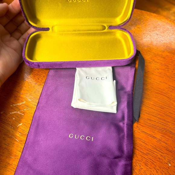 Gucci Pink around Rhinestone Sunglasses - Picture 4 of 7